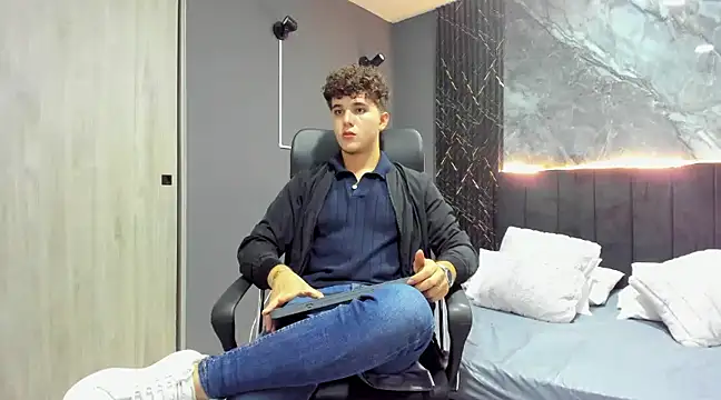 ErosGeorgiou online show from 02-09-25, 03:56