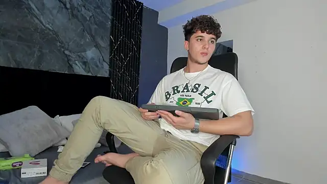 ErosGeorgiou online show from 03-05-25, 04:24
