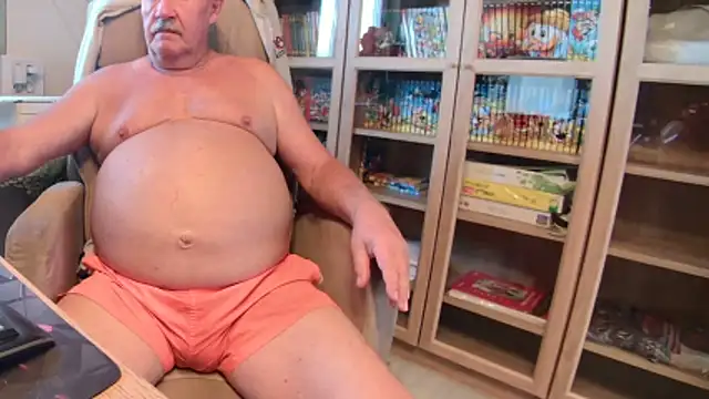 Snapshot of barenfan chatting on 02-10-26, 11:25 barenfan online show from 02-10-26, 11:25