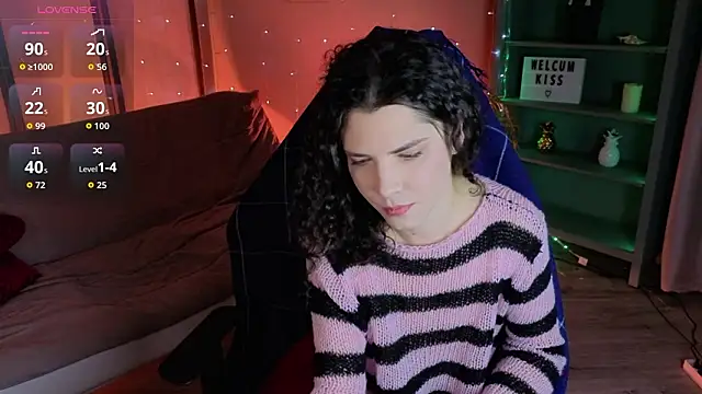 Snapshot of DamienLake chatting on 02-26-26, 08:41 DamienLake online show from 02-26-26, 08:41