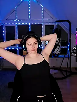 Snapshot of Gamergirl-Linela chatting on 02-12-25, 06:09 Gamergirl-Linela online show from 02-12-25, 06:09