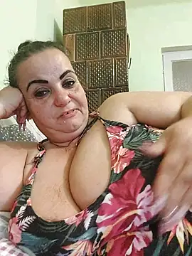 Snapshot of IvettkeXXX chatting on 10-14-25, 01:56 IvettkeXXX online show from 10-14-25, 01:56