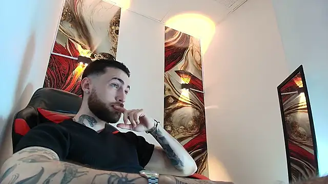 Luke davis01 online show from 01-10-26, 01:13