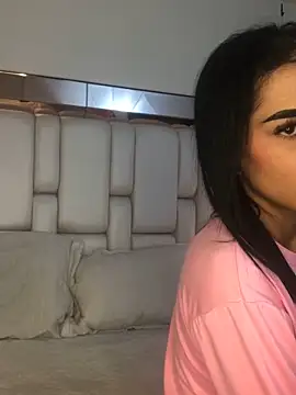 Snapshot of AngellsCollings chatting on 02-10-25, 07:38 AngellsCollings online show from 02-10-25, 07:38