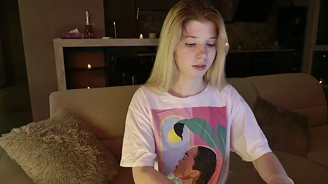 Bella amory online show from 02-08-25, 04:14