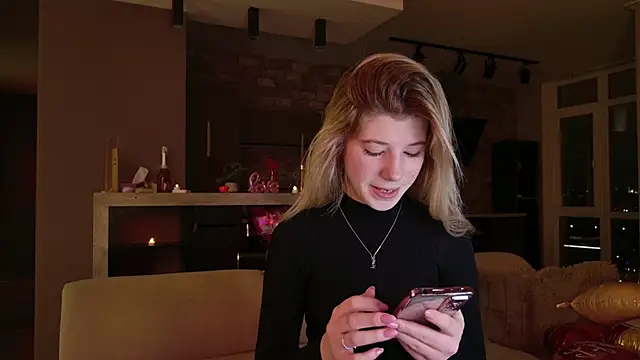 Bella amory online show from 02-20-25, 08:25