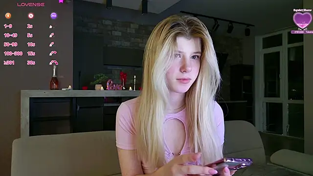 Bella amory online show from 02-27-25, 11:15