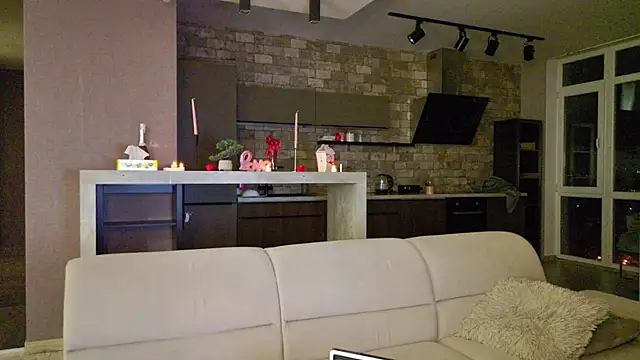 Bella amory online show from 03-10-25, 01:01