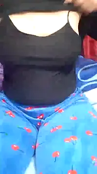 Snapshot of Malika-697 chatting on 03-09-25, 10:08 Malika-697 online show from 03-09-25, 10:08