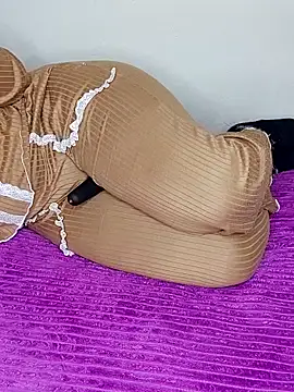 Snapshot of Malika-697 chatting on 11-24-25, 06:07 Malika-697 online show from 11-24-25, 06:07