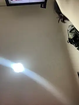 Snapshot of Venus_Day chatting on 03-20-25, 01:24 Venus Day online show from 03-20-25, 01:24