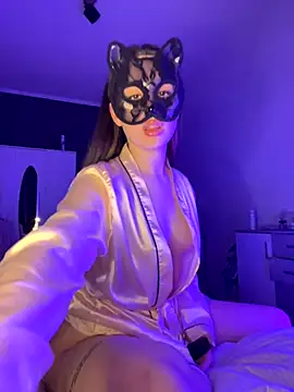 Daria-maus24 online show from 10-18-25, 08:20