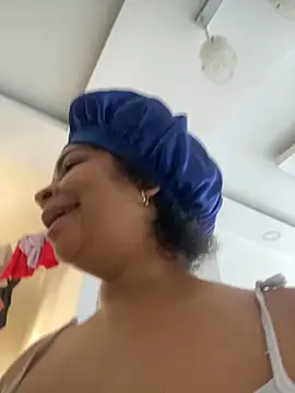 Snapshot of Tana_latin chatting on 10-11-25, 04:49 Tana latin online show from 10-11-25, 04:49