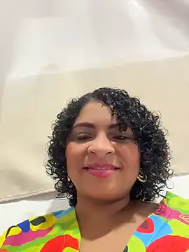 Snapshot of Tana_latin chatting on 02-14-26, 02:19 Tana latin online show from 02-14-26, 02:19