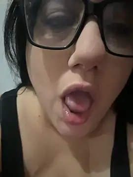 Snapshot of daianaspencer chatting on 12-02-25, 07:57 daianaspencer online show from 12-02-25, 07:57