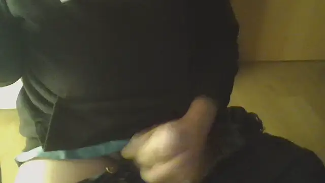 Snapshot of fifu2 chatting on 10-12-25, 01:15 fifu2 online show from 10-12-25, 01:15