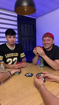 Angel Montiell online show from 10-18-25, 02:58