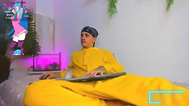 Dirty Kingg online show from 10-13-25, 08:09