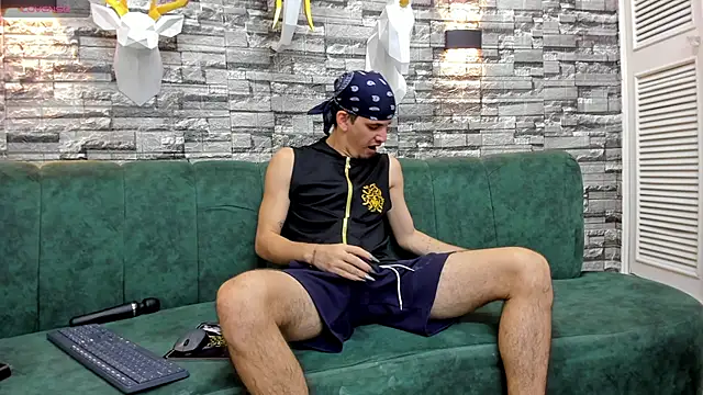 Dirty Kingg online show from 11-16-25, 04:56