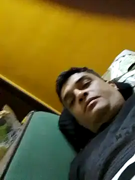 Snapshot of crazyfreaking chatting on 02-05-25, 10:44 crazyfreaking online show from 02-05-25, 10:44