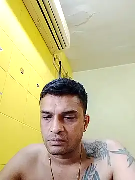 Snapshot of crazyfreaking chatting on 02-08-25, 10:39 crazyfreaking online show from 02-08-25, 10:39