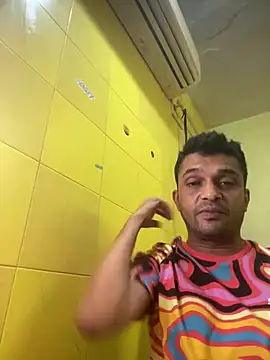 Snapshot of crazyfreaking chatting on 02-11-25, 10:26 crazyfreaking online show from 02-11-25, 10:26