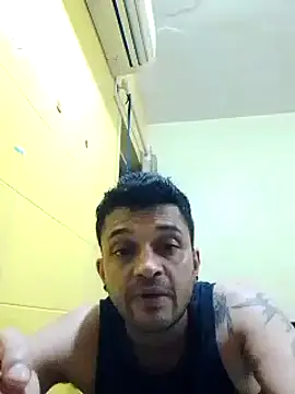 Snapshot of crazyfreaking chatting on 02-12-25, 10:26 crazyfreaking online show from 02-12-25, 10:26