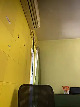 Snapshot of crazyfreaking chatting on 02-13-25, 05:37 crazyfreaking online show from 02-13-25, 05:37