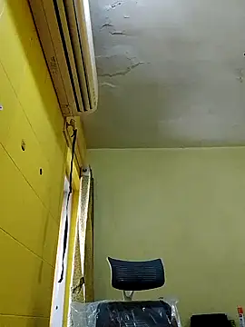 Snapshot of crazyfreaking chatting on 03-05-25, 04:56 crazyfreaking online show from 03-05-25, 04:56