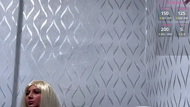 hotamanda01 online show from 02-22-25, 09:37