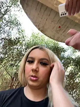 hotamanda01 online show from 12-01-25, 10:31