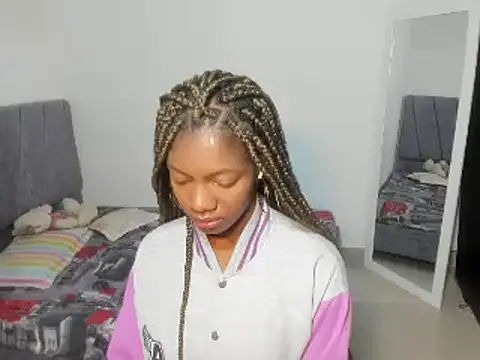 enyelsalas2 online show from 11-21-25, 02:49