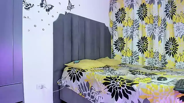 moree Queen online show from 11-12-25, 07:46