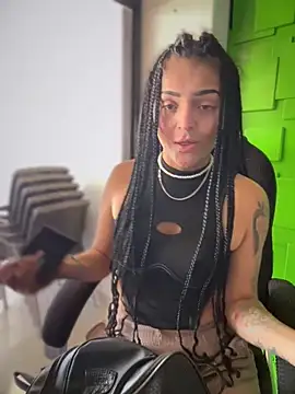 Snapshot of Dulce__Boyd chatting on 02-28-26, 01:45 Dulce Boyd online show from 02-28-26, 01:45