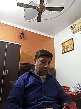 innocentboy1987 online show from 11-07-25, 08:03