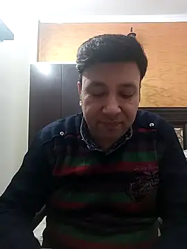 innocentboy1987 online show from 11-28-25, 04:59