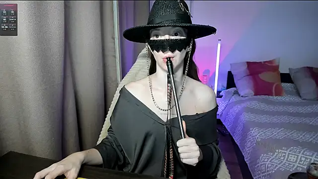 holyharlot online show from 03-11-25, 02:18