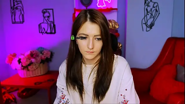 Snapshot of catherine_kitty chatting on 02-25-25, 04:42 catherine kitty online show from 02-25-25, 04:42