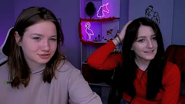 Snapshot of catherine_kitty chatting on 03-05-25, 08:21 catherine kitty online show from 03-05-25, 08:21