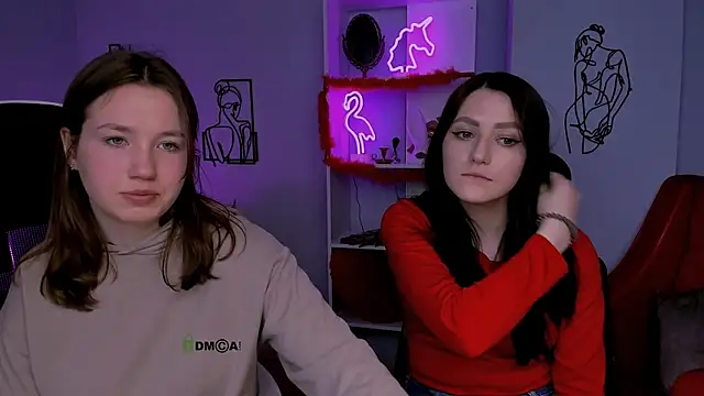 Snapshot of catherine_kitty chatting on 03-06-25, 03:13 catherine kitty online show from 03-06-25, 03:13