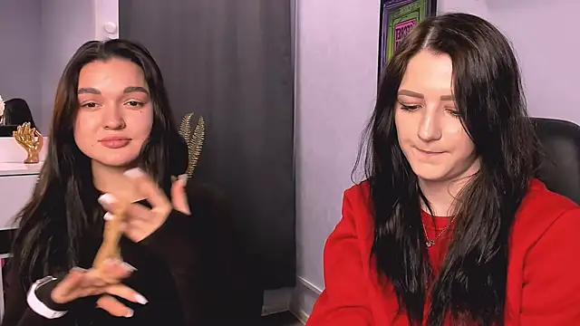 Snapshot of catherine_kitty chatting on 03-15-25, 11:28 catherine kitty online show from 03-15-25, 11:28