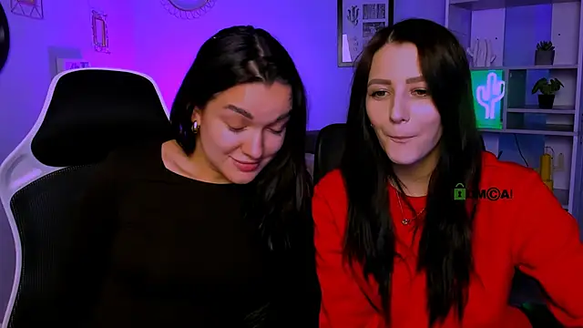 Snapshot of catherine_kitty chatting on 03-16-25, 02:32 catherine kitty online show from 03-16-25, 02:32