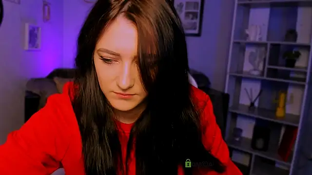 Snapshot of catherine_kitty chatting on 03-17-25, 08:09 catherine kitty online show from 03-17-25, 08:09