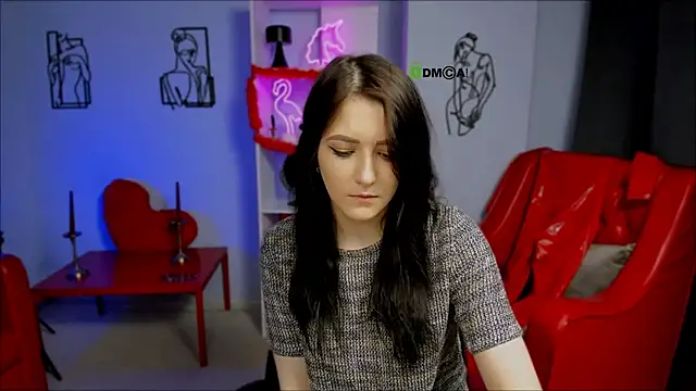 Snapshot of catherine_kitty chatting on 03-21-25, 08:18 catherine kitty online show from 03-21-25, 08:18