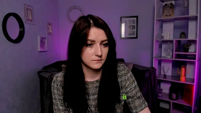 Snapshot of catherine_kitty chatting on 03-22-25, 08:04 catherine kitty online show from 03-22-25, 08:04