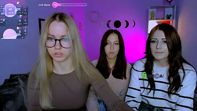 Snapshot of catherine_kitty chatting on 09-29-25, 07:08 catherine kitty online show from 09-29-25, 07:08