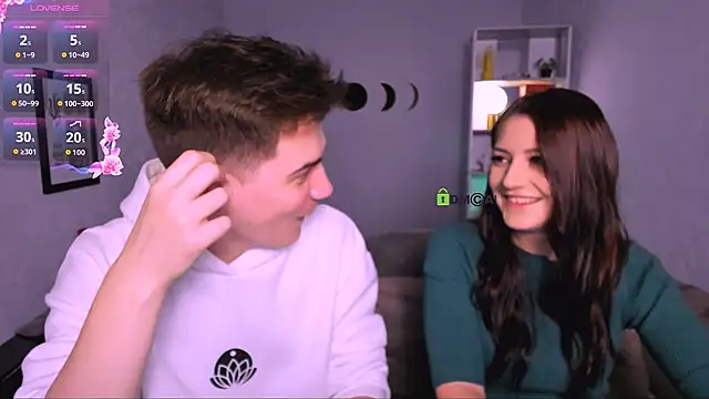 Snapshot of catherine_kitty chatting on 10-18-25, 07:47 catherine kitty online show from 10-18-25, 07:47