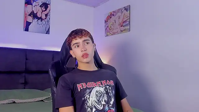 Aiiden 15 online show from 10-27-25, 01:26