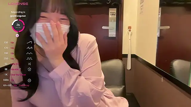 Riri  o0 online show from 03-20-25, 09:15