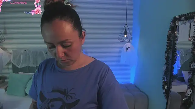 abby apple online show from 10-21-25, 01:56